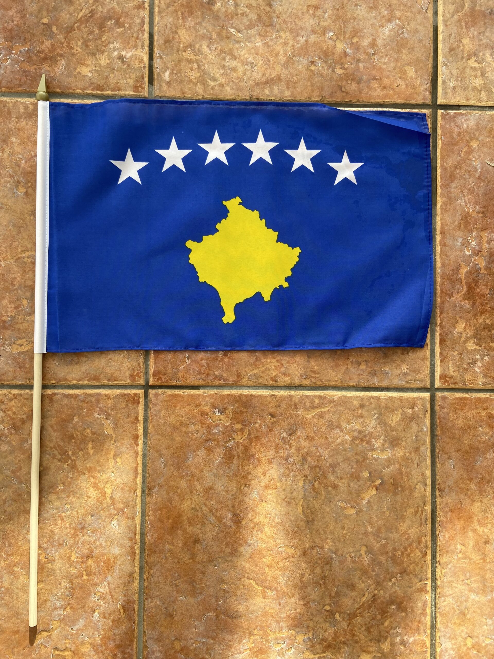Kosovo Kosovo large hand flag - Image 1