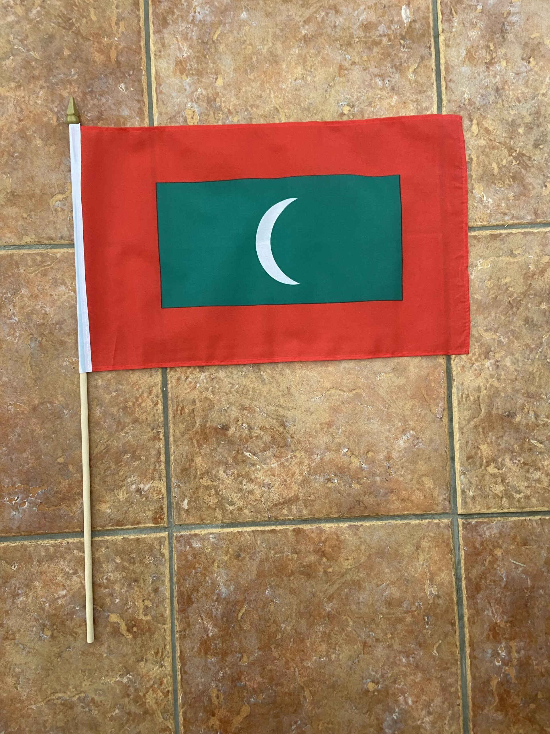 Maldives Maldives large hand flag - Image 1