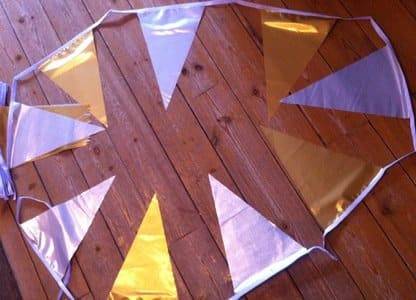 12m-28-flag-meta-525d3d8bb7696 12m 28 flag Metallic Gold/Silver alternate bunting - Image 1
